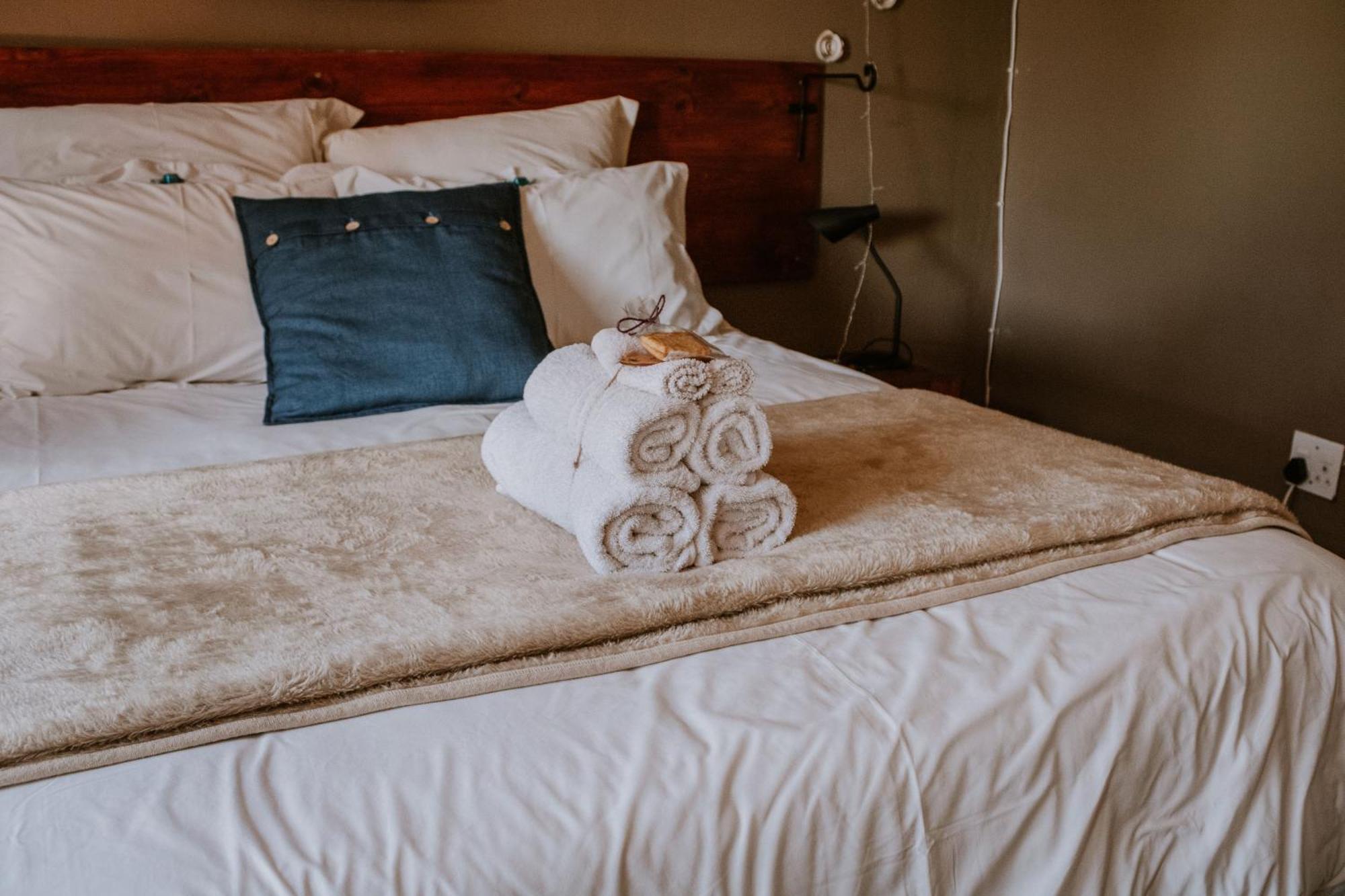 White Linen Guesthouse Tierpoort Exterior photo